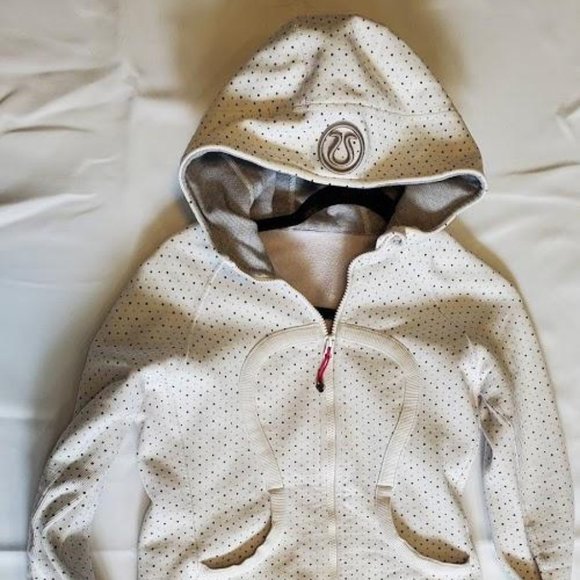 Size 6 - Lululemon Scuba Hoodie *Stretch - Picture 3 of 4